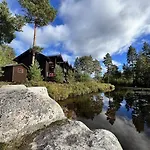 Cozy With Great View And Immediate Proximity To The And Swimming Area