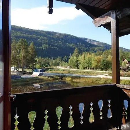 Flott I Rett Ved Alpinbakken Vradal