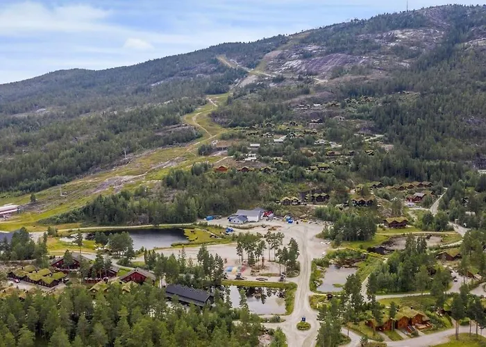 Cozy With Great View And Immediate Proximity To The And Swimming Area * Vrådal