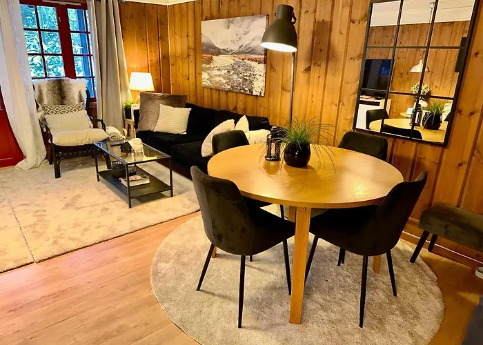 Cozy With Great View And Immediate Proximity To The And Swimming Area