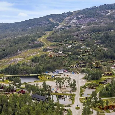Cozy With Great View And Immediate Proximity To The And Swimming Area * Vrådal