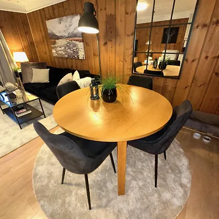 Cozy With Great View And Immediate Proximity To The And Swimming Area