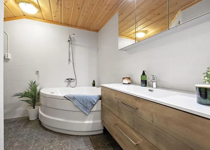 Semesterbostad Cozy With Great View And Immediate Proximity To The And Swimming Area